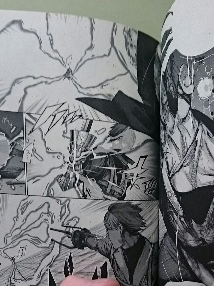 ٹوئٹر Pillow Twitter پر ナルカミは四方さんの姉 霧島ヒカリ 説 ナルカミを見たときの四方さんの台詞がそれっぽい 四方さんの赫子がそっくり 二人とも二種類の羽赫が出せた 有馬が霧島家に遭遇したときのクインケは シルエットがナルカミではな