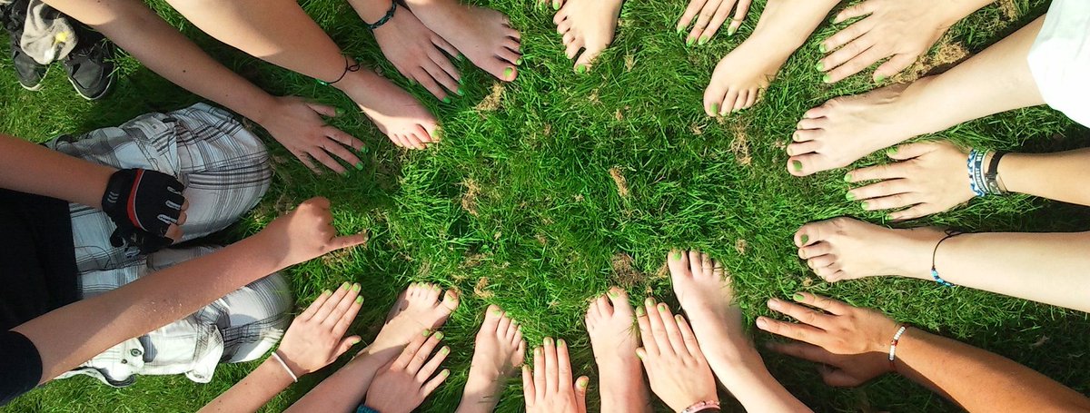 CaymanYoga's tweet image. If you are looking for a totally fabulous #DanceTherapist in the UK - check out #WholenessDanceTherapy 
buff.ly/2rY4eMd