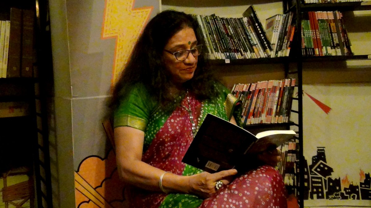 be_hiver's tweet photo. @HIRAMEHTA3 narrates a short story from her latest book 'Twisted Tales and More'. @leapingwindows
#behiver #BetweenTheLines #IndianAuthors https://t.co/TkYCsIR1FK