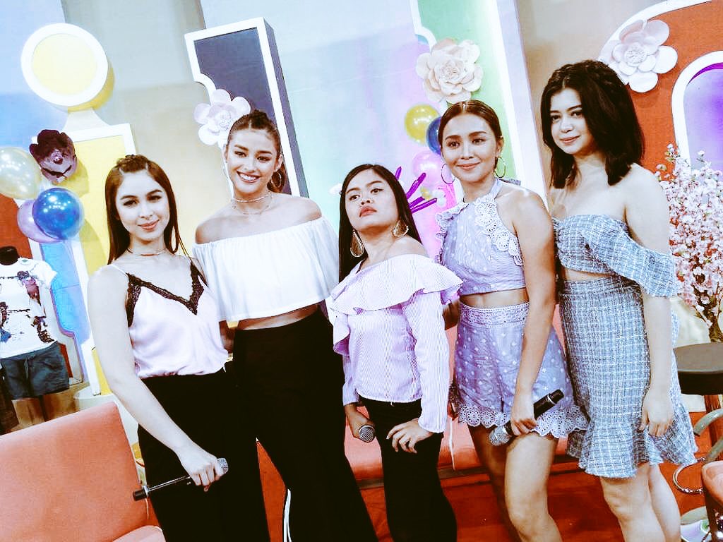 alorskieee's tweet photo. Kapag ika'y PANGO
IPAGLABAN mo👊🏼
#ASAPalaban https://t.co/MXM8pJDOtD