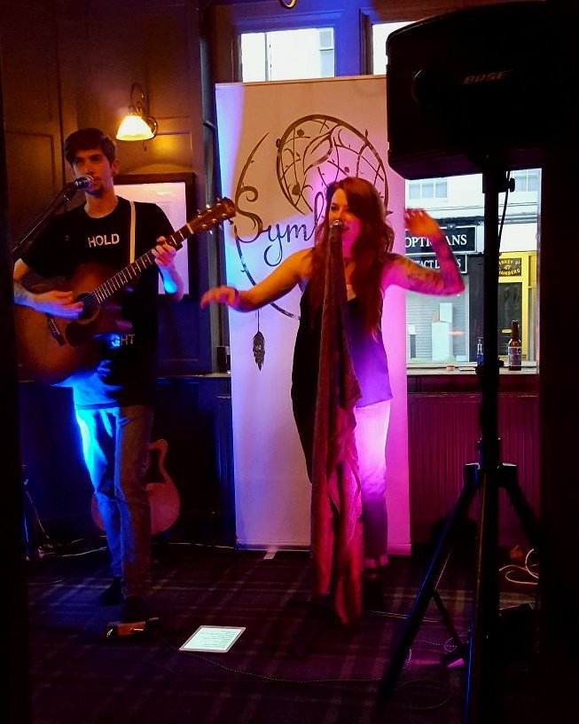 SymbiontDuo's tweet image. White Hart you were wonderful as always. Live shot from last night 😊 #symbiont #symbiontband #warringtonmusic @thisisWAM @unsigned_scene