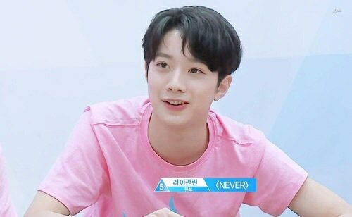 nightandtae's tweet photo. — pink is pretty much our fave color 💕

#pd101selcaday #라이관린 https://t.co/15WYu6iIOY