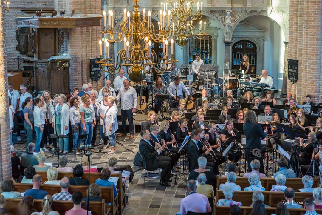 We kunnen terugkijken op een geslaagd Promsconcert. Kijk voor meer popkoorfuture.nl <a href="/futurefellows/">fellowsrhenen</a> <a href="/OGRhenen/">Ons Genoegen Rhenen</a> @netalsofrhenen