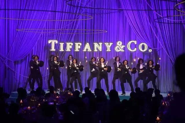 APAXEVENT's tweet photo. @TiffanyAndCo Brand cultural exhibition Beijing. Production by APAX. Creation and Direction @BureauBetak #tiffany #apaxevents https://t.co/71rOw7vuUi