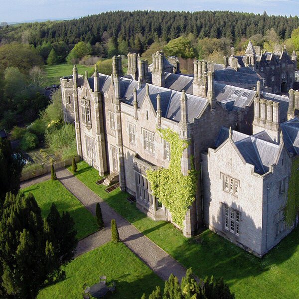 frenchvillage's tweet photo. A great night at Parkanaur Manor House catering for 'A Evening Of Gin'  hosted by The Wine Rack
#teamFVB #FVcatering
https://t.co/5nz4dgaVGe https://t.co/LYFJS5jB9k