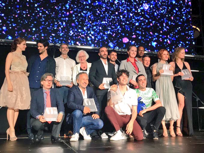 CarlaAntonelli's tweet photo. Gracias al @AytoArona, @ARNCULTURE y al concejal de Turismo David Pérez por los #PremiosAT #LGTBIQ #ARNCulturePride 🌈💙💗💙 https://t.co/bSgr5RMJRR