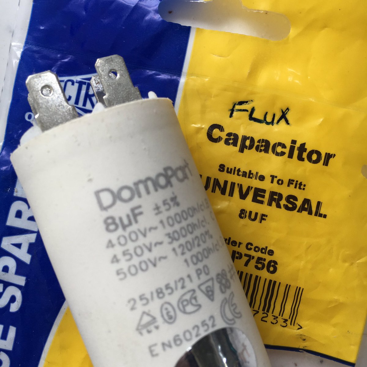 julia202's tweet photo. New (flux) capacitor for the tumble dryer.... #backtothefuture #backtothelaundry https://t.co/YGY5Lu9ufG