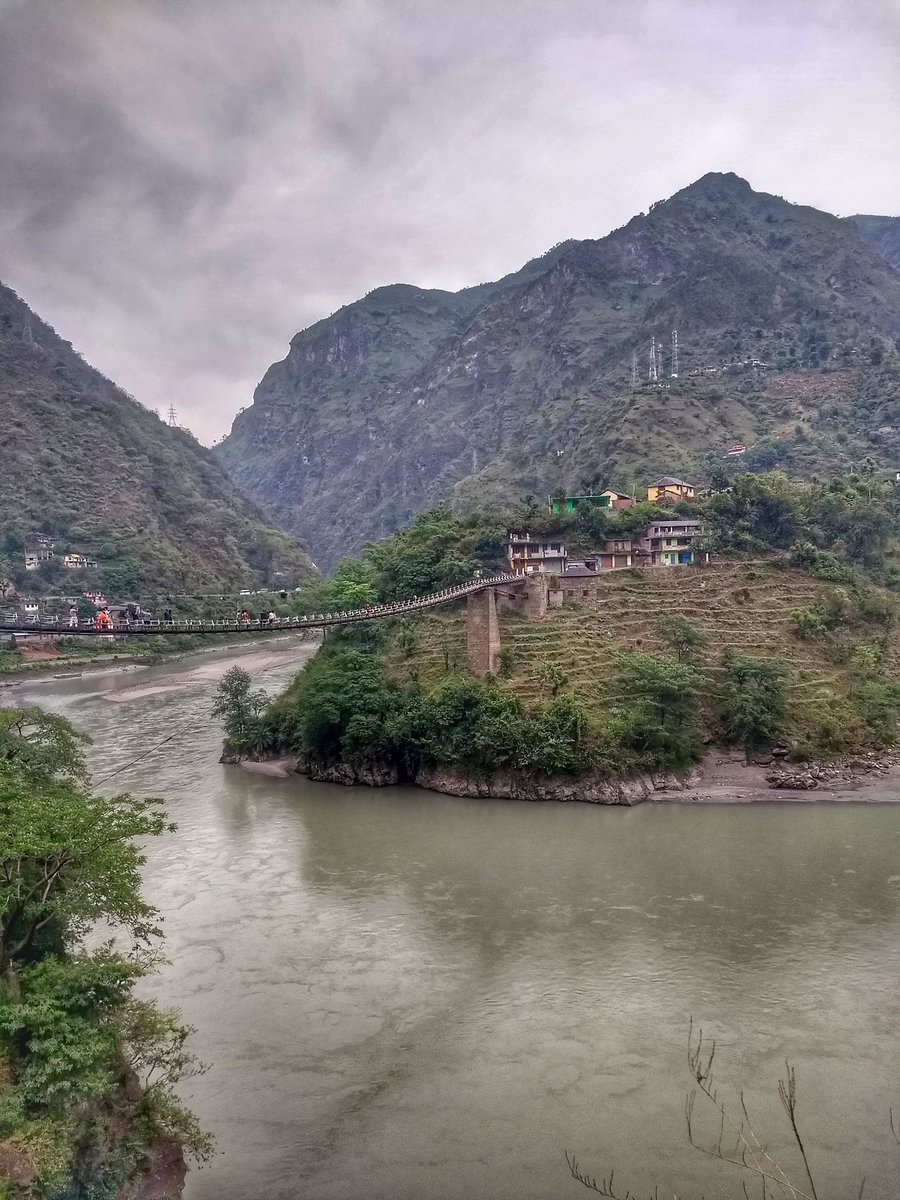 manalicomforts's tweet photo. Visit this famous walking bridge over the #Beas while driving up to #Manali (80km short) #Hanogi #HanogiMata @hptdc @unravelhimachal https://t.co/YBIsbiiKHY