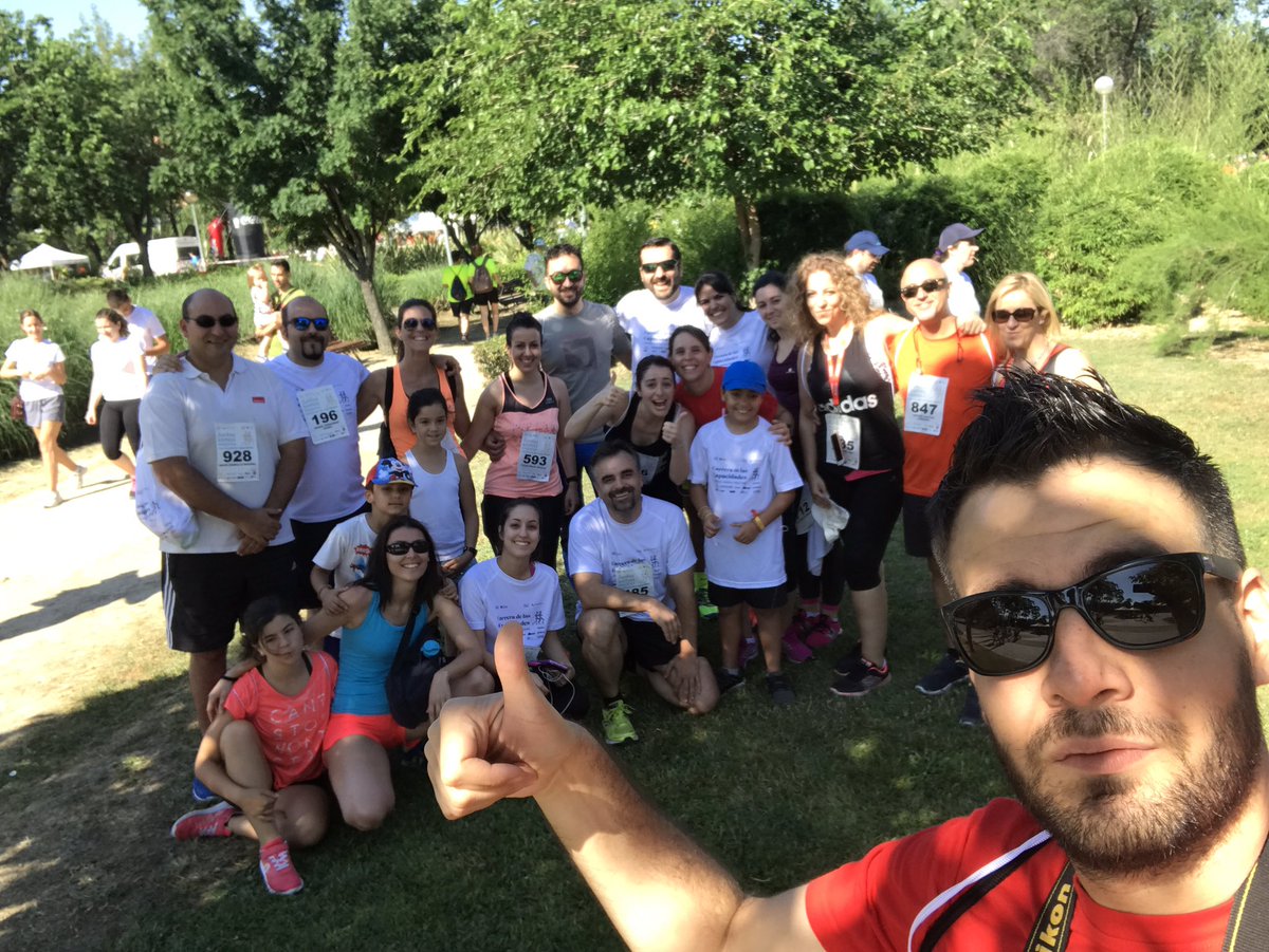 JesusMorenoLS's tweet photo. #bemore 21 participantes de la familia #drcentroeste en #carreracapacidades @fund_adecco #regionsaludable #win4youth #redgeneracion. BIEN!! https://t.co/lREOrNDNal