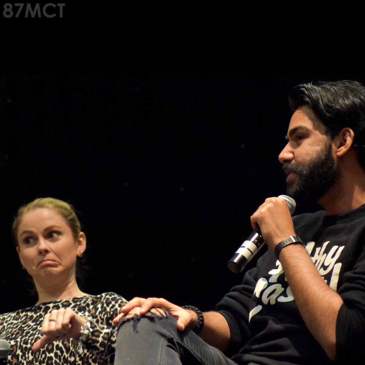 87MCT's tweet photo. 21st May 2017 - #RoseMcIver #RahulKohli #iZombie #LivMoore #RaviChakrabarti #OUAT #Tinkerbell #COH3 #TFZ #TelfordFanZone #Convention https://t.co/cuT9bNyEVm