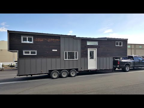 FlemMunster8000's tweet photo. Checked out Giant Off-Grid Tiny House with Solar Power System &amp; 2 Large Lofts | Small Home Design Ideas https://t.co/5yRr8E0FUz