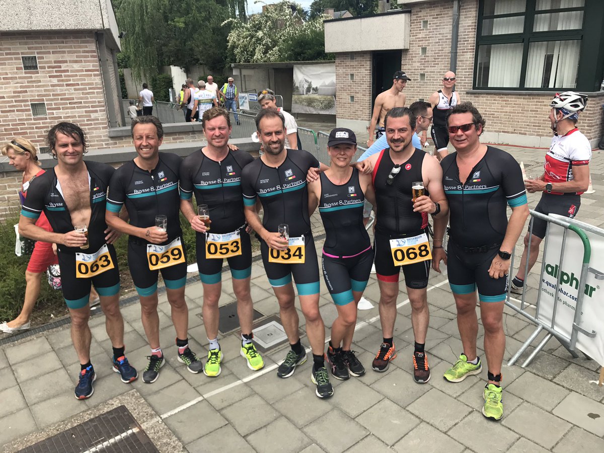 QTriatlon2016's tweet photo. Alle atleten veilig en wel binnen! 🏊🏻🚴🏃 https://t.co/gJSFI3Ol1Q