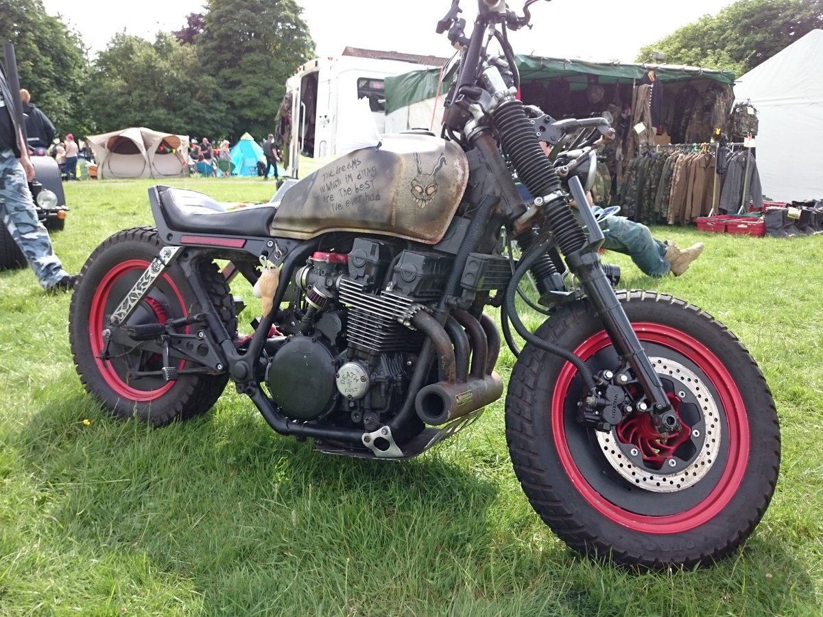 RatBikeZone's tweet photo. Rat & Survival 2017 #Honda #Nighthawk #CB700 https://t.co/BEf08hmYIY