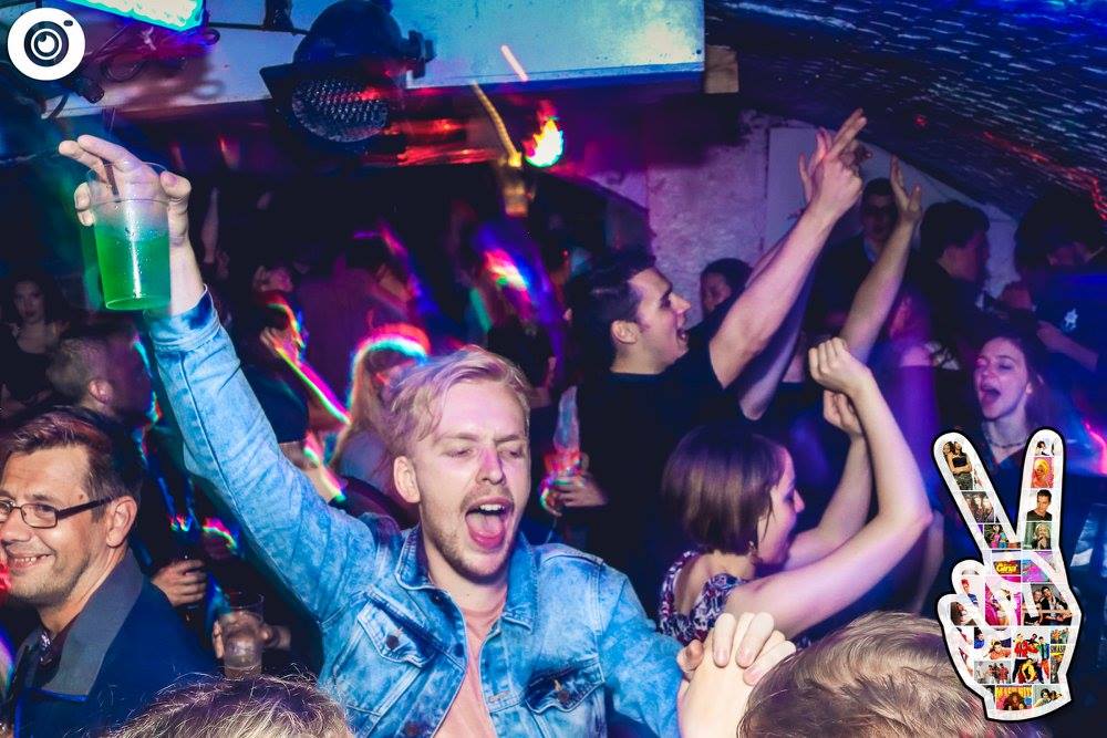 Get down to <a href="/PurpleTurtleOx/">Purple Turtle Oxford</a> on Tuesday for 90s bangers and pints of green stuff all night!