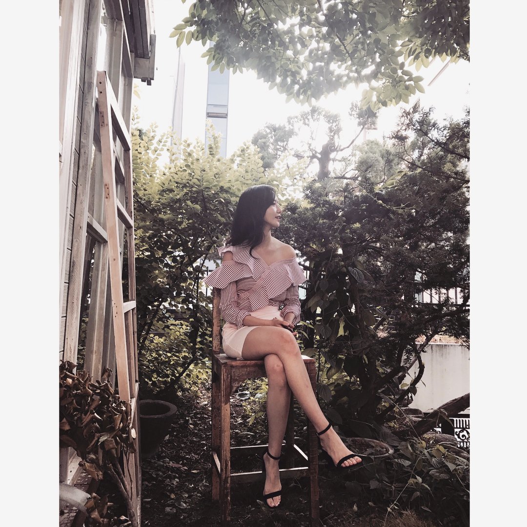 [OTHER][27-09-2015]YoonA gia nhập mạng xã hội Instagram + Selca mới của cô - Page 15 DCCgzjsVYAAO3xE