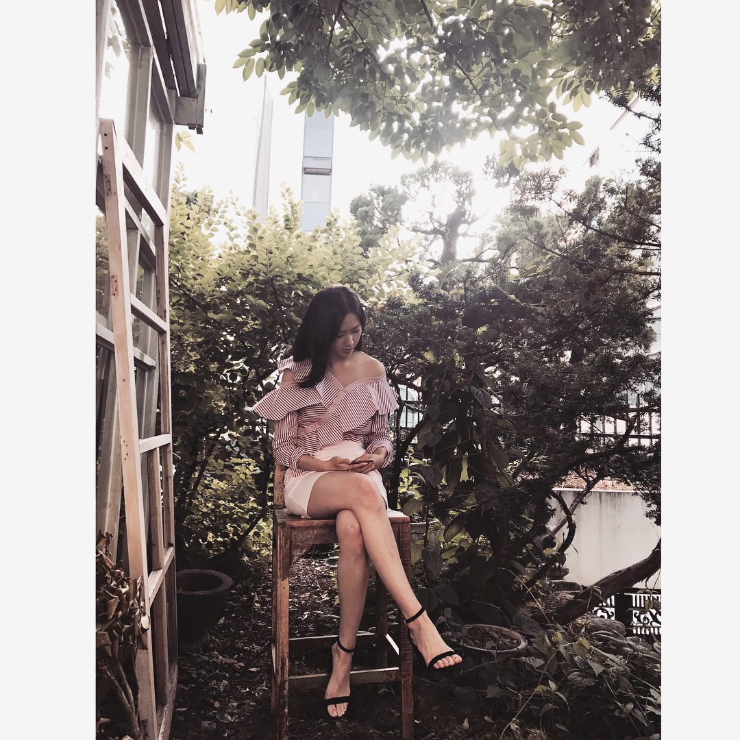 [OTHER][27-09-2015]YoonA gia nhập mạng xã hội Instagram + Selca mới của cô - Page 15 DCCgzjuUQAEE4MN
