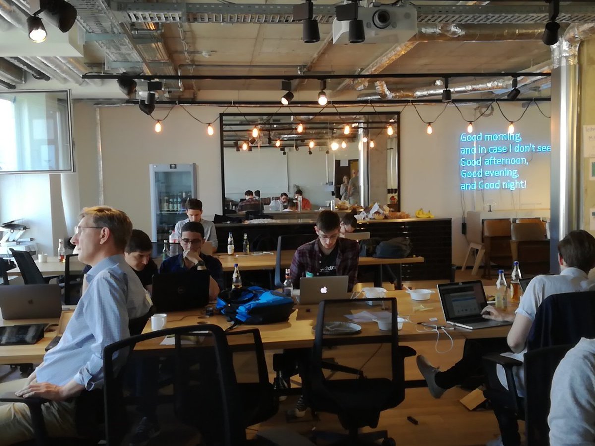 sbcHealth's tweet photo. 1 hour only to goπlooking forward to hearing all of the ideas of our #hackers!!! #SBChackathon #digitalhealth https://t.co/nM7TDJ54qd https://t.co/4Llm8k1XcK