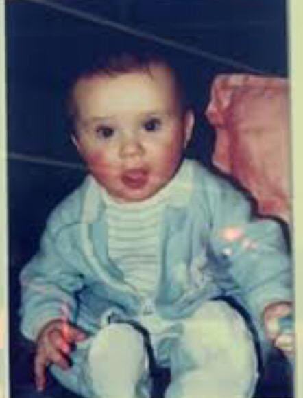 constelIester's tweet image. hope u have a gr8 day thanks for everything you do :-) you've come so far and we're all so proud of u #happybirthdaydan 🎉🎁🎈