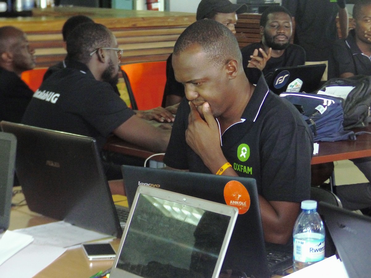 pctechmagazine's tweet image. DAY 3: Innovators at the Kampala Datalab Hackathon happening NOW @hivecolab w/ @OxfaminUganda #Datalabug