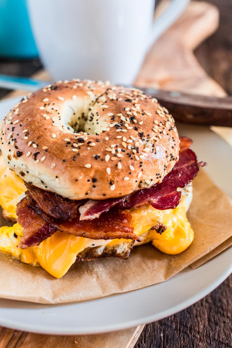 cafemetrony's tweet photo. Sunday bae goals #cafemetro #breakfast #eggs #sandwich #bacon #goodmorning #sundayfunday https://t.co/1UPFxLGRiC