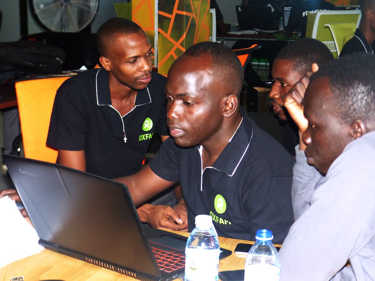 pctechmagazine's tweet image. Last day of the Kampala Datalab Hackathon. Innovators are finalizing w/ their prototypes #Datalabug w/ @hivecolab @OxfaminUganda