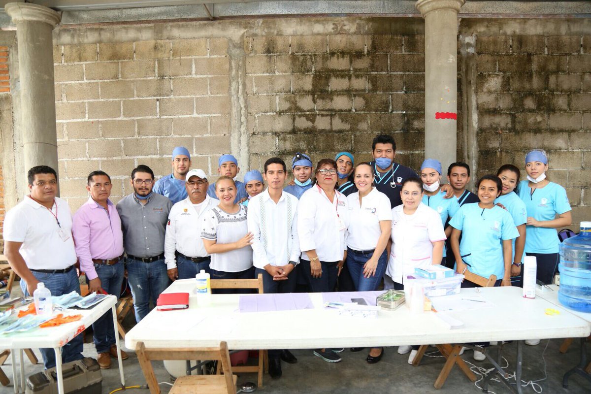 SLilian_Garces's tweet photo. Recorrido por mi salud Col Galecio Narcia Mpio Chiapa de Corzo en coordinación DIF Municipal y Escuela Pablo Guardado Chávez
#Chiapas_Unido https://t.co/cW7oZtESLe