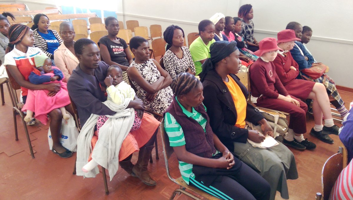 DHATRegional's tweet photo. DREAMS Out of School training on HIV and GBV Prevention in Mvurwi, Zimbabwe. The event was a colloboration of DHAT, SAfAIDS and Roots. https://t.co/U6T0KkCBRR
