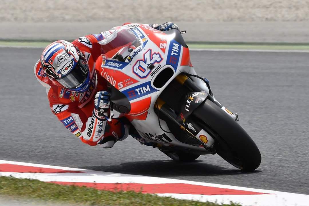 Testdriver_'s tweet photo. [#CatalanGP #MotoGP] Andrea #Dovizioso vince il gran premio di Catalunya su Ducati!! Grande!! #ForzaDucati #Ducati #Desmodovi https://t.co/CwwCE8jI4n