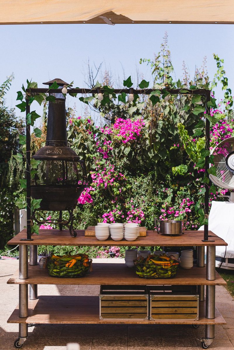 Mogogo_Buffet's tweet photo. Looking for inspiration for your next event? Get ideas flowing with our beautiful modern buffet tables here: https://t.co/CR8MBmHR9T 😍 https://t.co/gUok1ToOX5