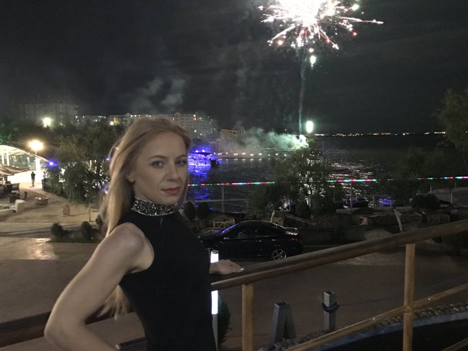 Fireworks...it's how i feel when i see you😘 https://t.co/X5YaDlQIGi<a href="/tag/blueeyes"class="tags"><span>#blueeyes</span></a><a href="/tag/live"class="tags"><span>#live</span></a><a href="/tag/livejasmin"class="tags"><span>#livejasmin</span></a><a href="/tag/hotblondechick"class="tags"><span>#hotblondechick</span></a>