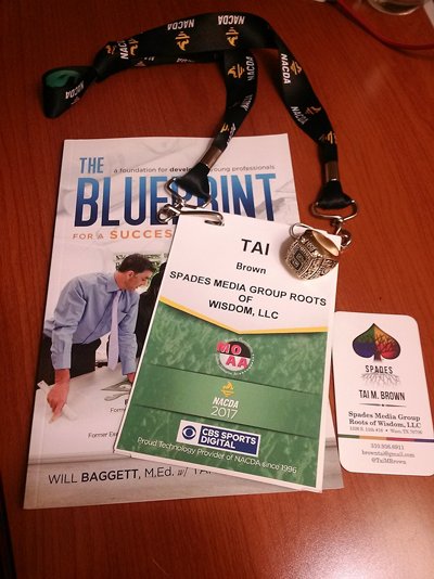 TaiMBrown's tweet photo. 2017 NACDA Convention✅ Orlando✅ #YPForum ✅ The Blueprint✅

#NACDA17 #HighLevelsOnly #ExecImage #Spades #TheBlueprint https://t.co/rxpCrX5ozy