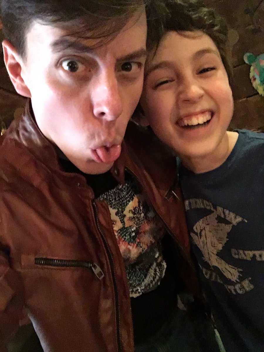 ThomasSanders's tweet photo. Got to meet Anthony Rosenthal, who's appearing in the Tony's tonight in Falsettos!! So happy you enjoy the vids!! Break a leg tonight!! 🎭 https://t.co/7s7yIIiDkV