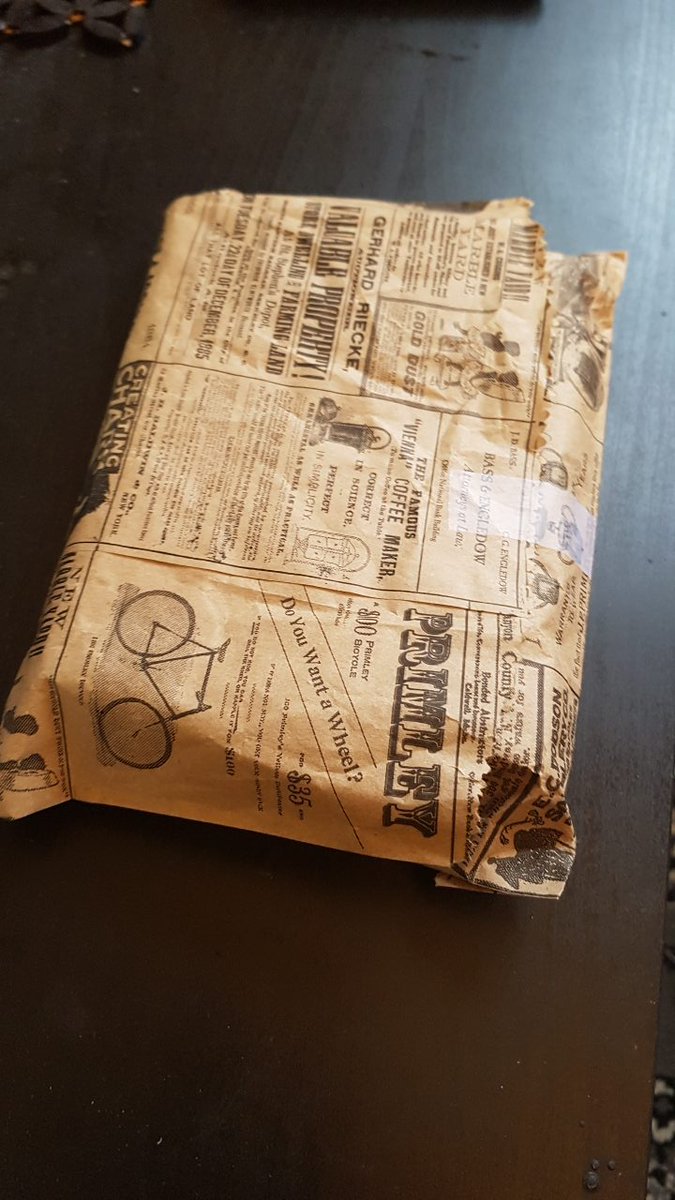 SarahLister's tweet image. A Canadian edition! #WeekendFinds