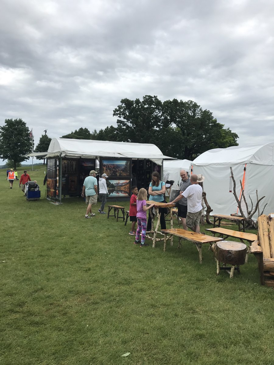 AOTLExcelsior's tweet photo. Many artists have their artwork on display for #AOTLExcelsior! Can’t wait to see you here! https://t.co/bkvGVyYIpe