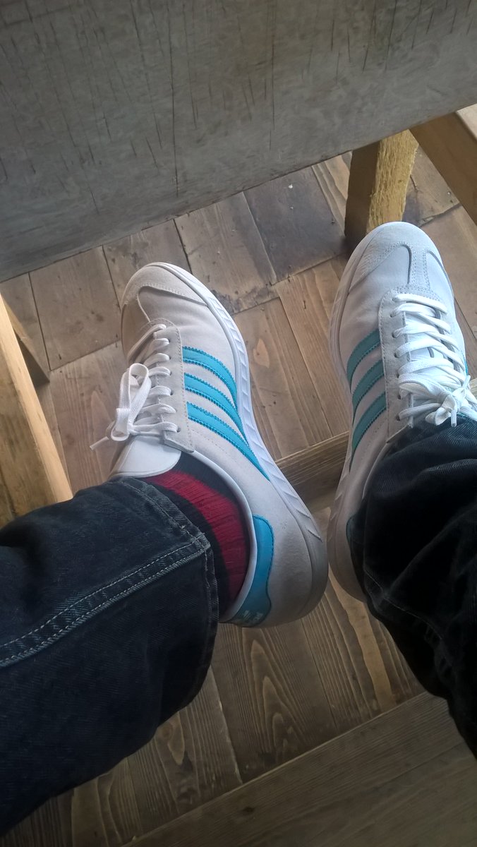wessexblue1's tweet image. #SockOutSunday Broken out the Hamburgs for the first time this weekend, been hiding in a box for months