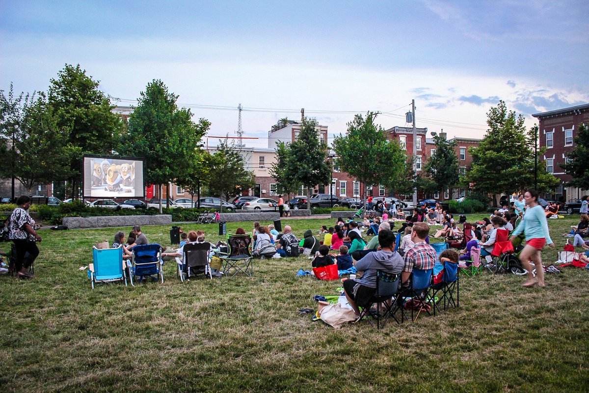Free, family-friendly flicks are playing in parks around the city all summer long. Find a movie night near you: ow.ly/zGhE30cp49y