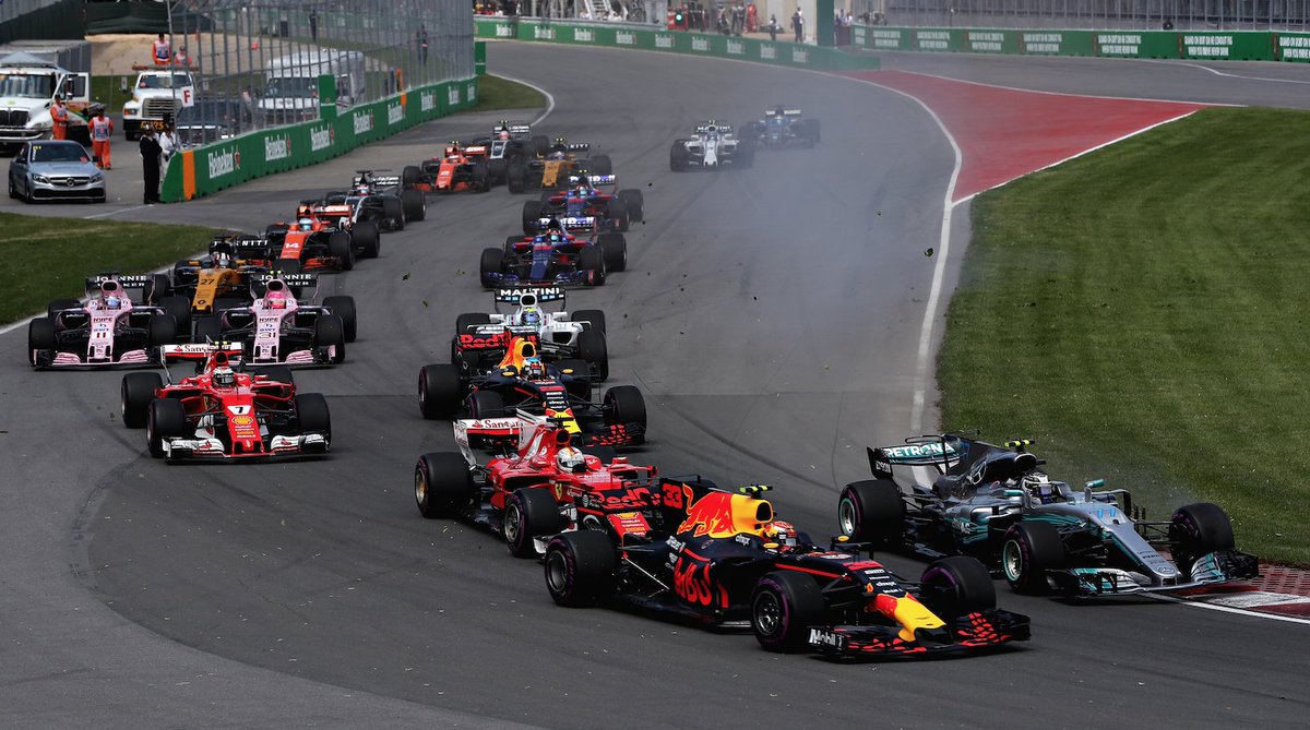 AztecaDeportes's tweet photo. #CanadianGP 🏁🇨🇦

Vuelta: 11/70

1.- HAM
2.- BOT
3.- RIC
4.- PER
5.- RAI

¡@SChecoPerez se mete a la pelea! https://t.co/YYrx4ViuhZ