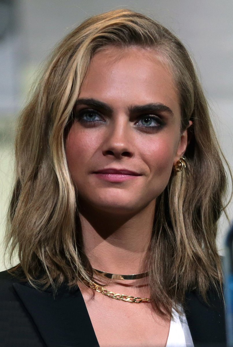 frdslb30's tweet photo. 4. Cara Delevingne. Physique de dessin animé, charme inexistant, le surcotage est immense. https://t.co/fcUsdSEPLk
