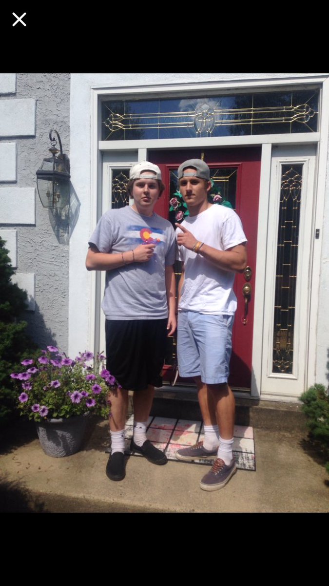 westassassin18's tweet photo. Dalton got both kills 👀👀🔫 https://t.co/CVQBNvAt7Q