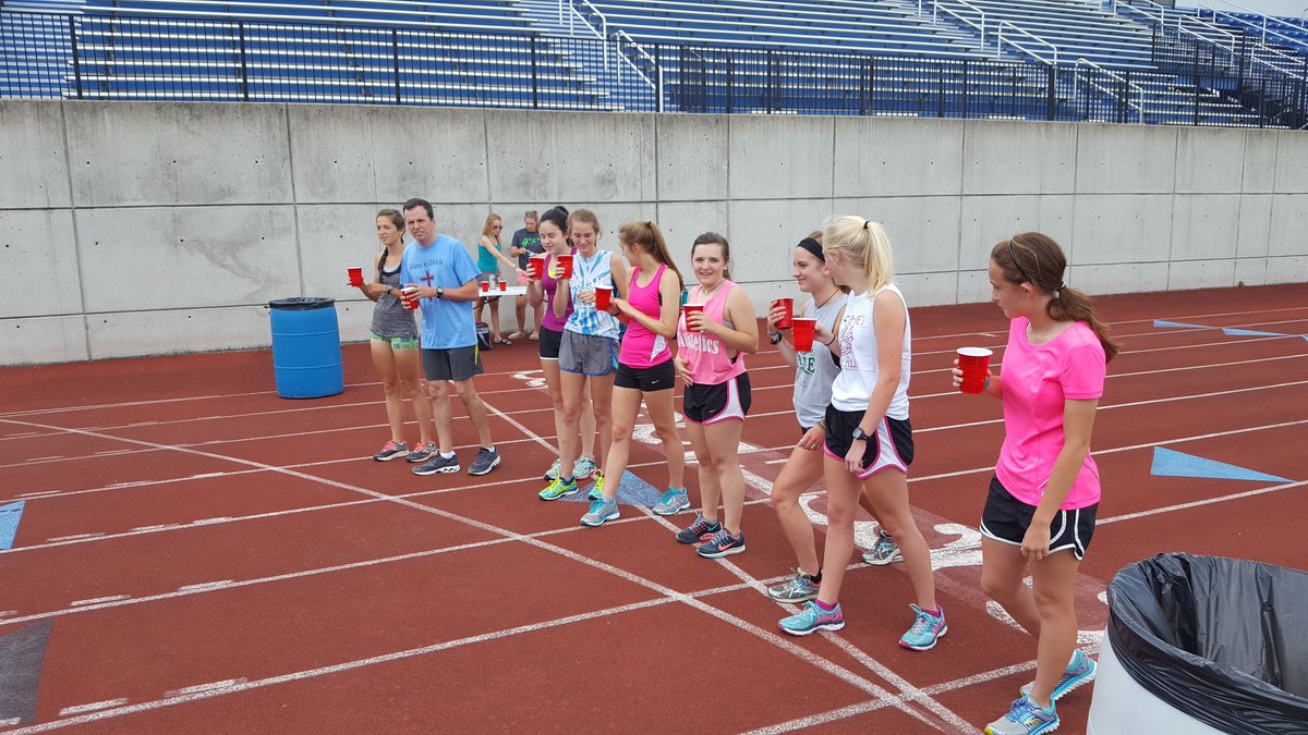 SetonTrackCC's tweet photo. #MilkMile 2k17 was a success! Congrats to champion Bella Mazza (8:00) and to Libby Mannix for completing the #TrifectaChallenge first! https://t.co/0wAIUzQ4Pe