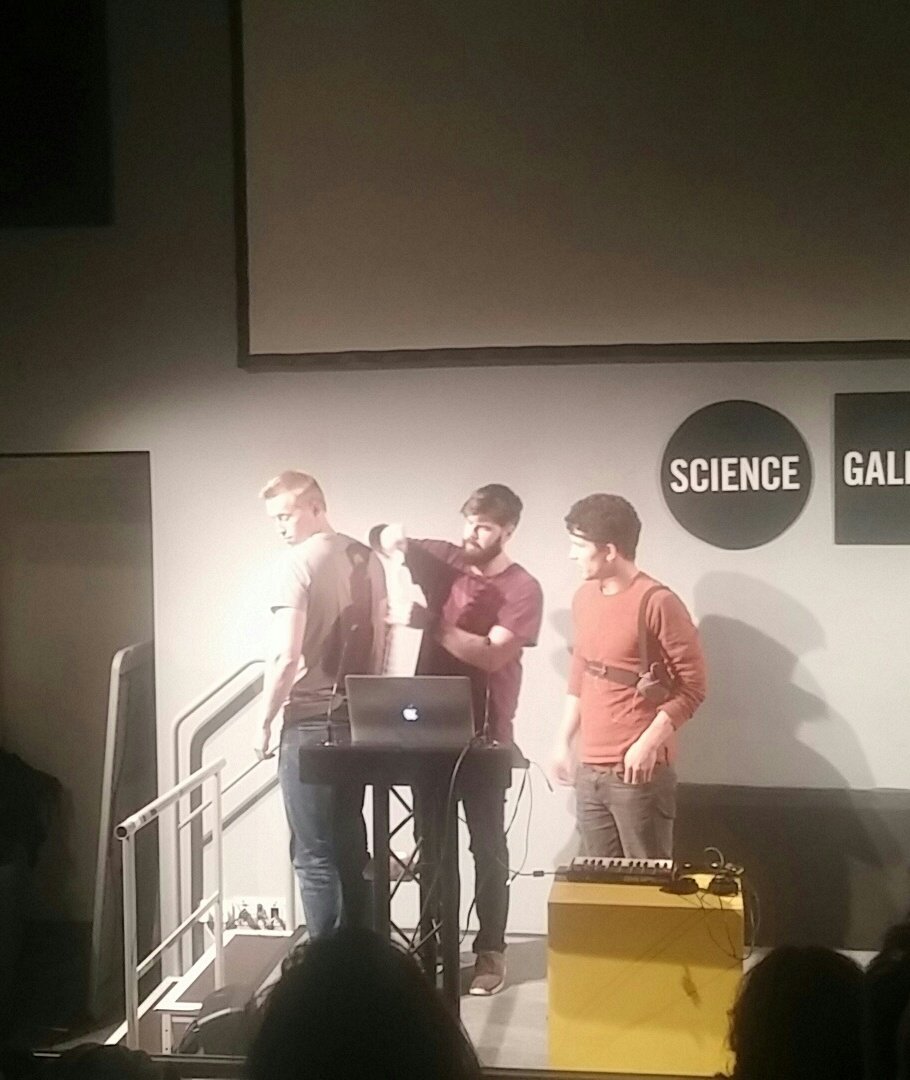 HackTheBrainHub's tweet photo. #Conversation with myself: neuro-adaptive improvisation #EEG #Bisensorial https://t.co/Cm2iHpUeEj