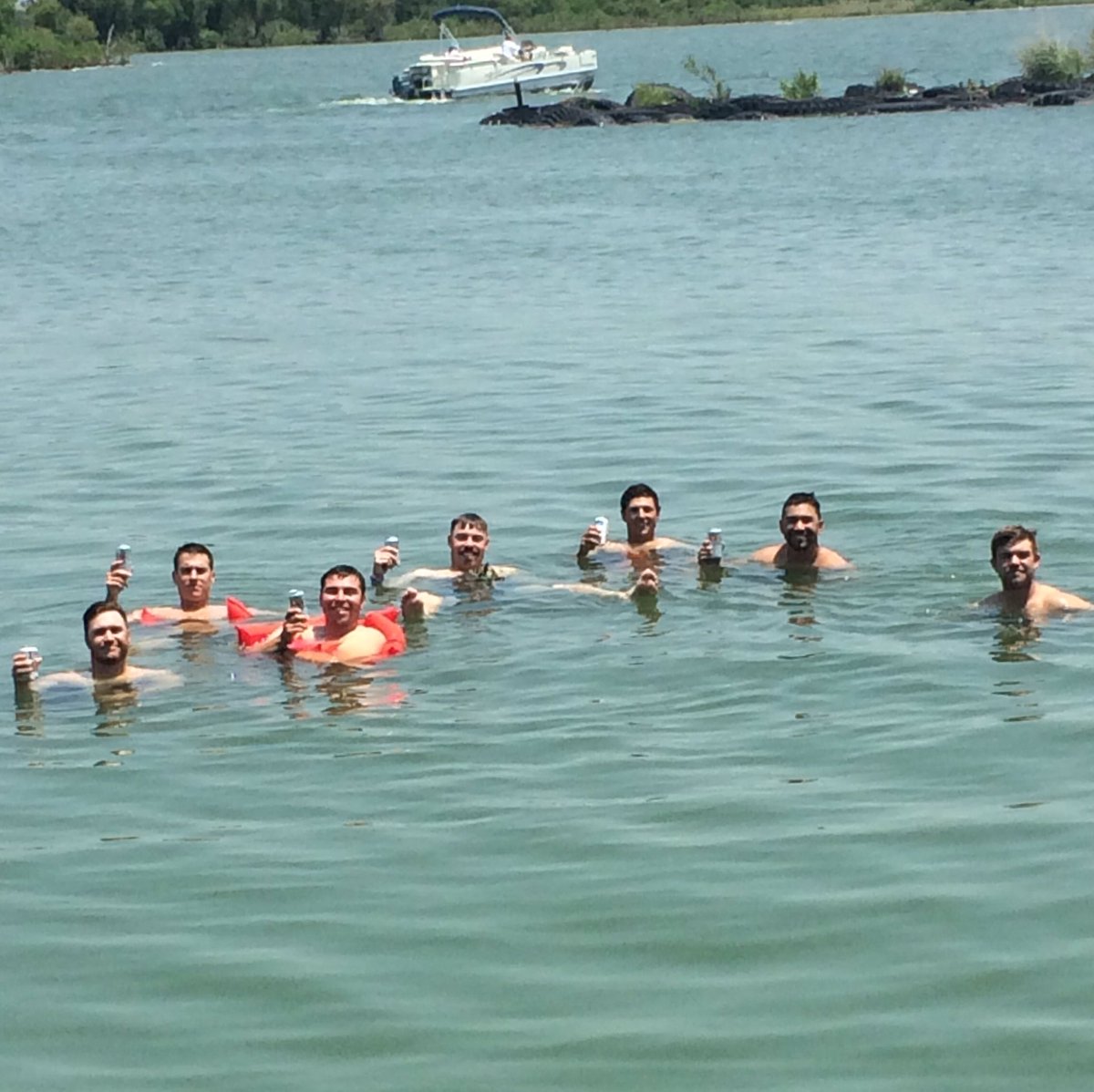 RitzelRoss's tweet photo. Great weekend with a great group! https://t.co/tjS17ly7Rj