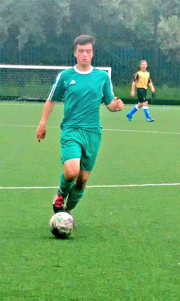 SWSpartansFC's tweet photo. More photos from today's game on our FB page- link in bio #football #grassrootsfootball #winners #SWSpartans #bristol https://t.co/iVXf3aY7Nl