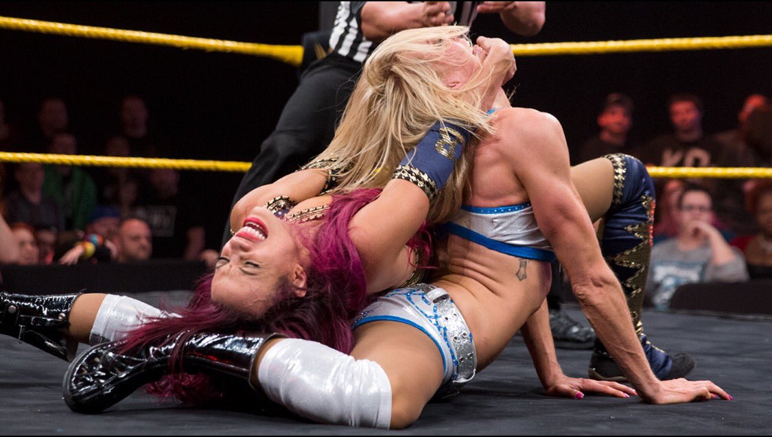 WWrestlings's tweet photo. 50 Greatest Finishing Moves Ever: Photos
#SashaBanks #CharlotteFlair https://t.co/M9mHAf8vqD