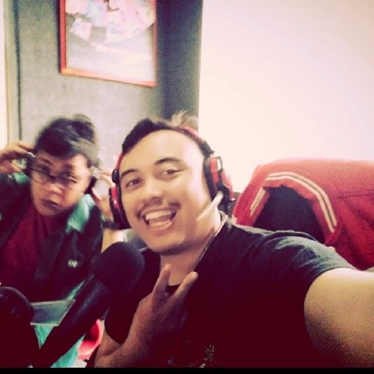 ayo pergi bersamaku > Bergadang on #BIGOLIVE web.live.bigo.sg/2126699470_149…