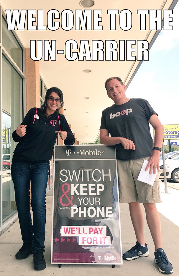 maxincharge's tweet photo. #HTXSouth #GETOUTOFTHERED  @Paul_Giannotti @bejiasi0617 @itstherealjam @TMobile https://t.co/4DS16qV3OV