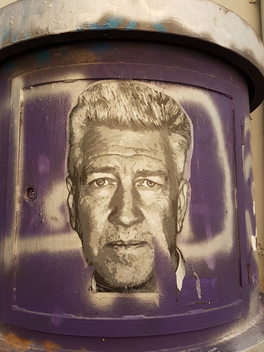 ishootstreetart's tweet photo. Saw a few #pasteups today, am loving these Famous Faces  by #MeBes #StreetArtSunday #VisitValencia @Spain_inUK https://t.co/o7StryVc4X