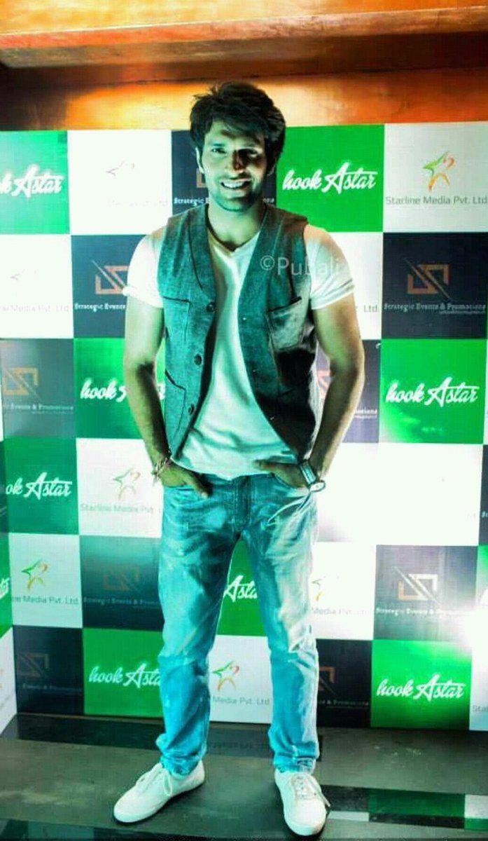 akta_pori's tweet photo. The Most Wanted Mundaa...😍😍
@ShaleenMalhotra 💓💓 😙😙
#Dapper💖
#Da_Swagger🔥🔥🔥💘💘 https://t.co/u5uDYTbFr1