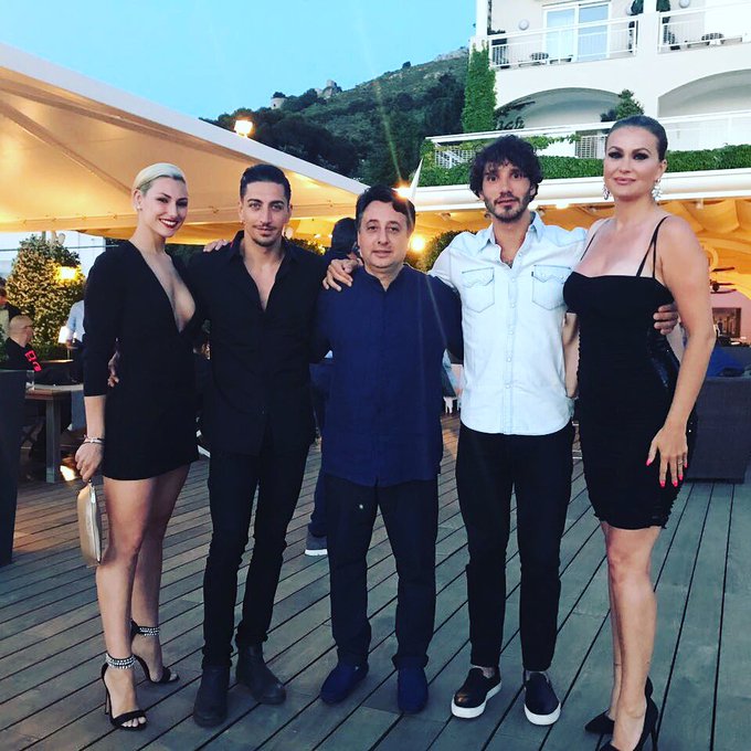 Serata stupenda. #capri #vipchampion #stefanodemartino https://t.co/ZqzoTUpH9h<a href="/tag/capri"class="tags">#capri</a><a href="/tag/vipchampion"class="tags">#vipchampion</a><a href="/tag/stefanodemartino"class="tags">#stefanodemartino</a>