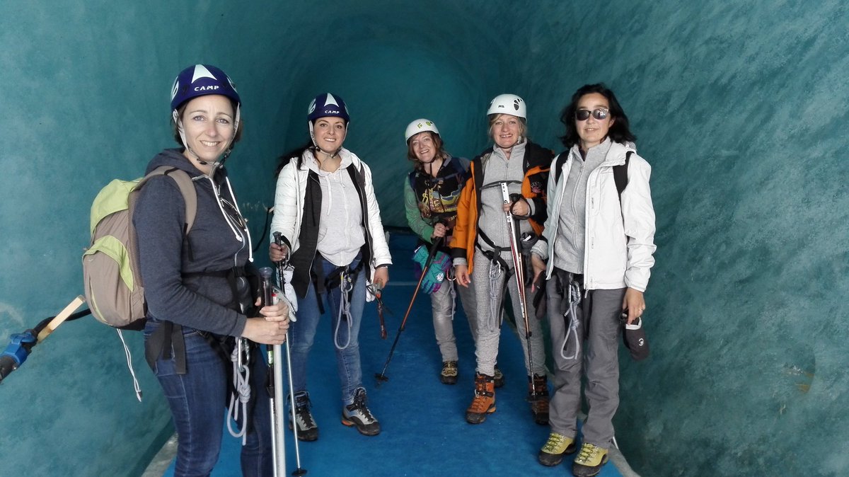ClaudinePernel's tweet photo. Entre les  échelles et les  400 marches  grotte. Merci Spring pour ces belles rencontres @Spring_FR @DaSilvaLaurent @StSabau https://t.co/cHwqmyuKyi